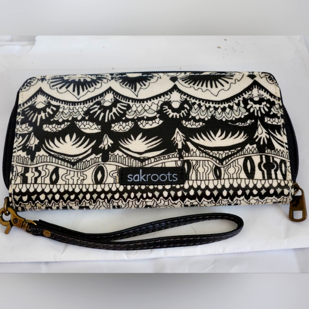 Sakroots Wristlet\Wallet